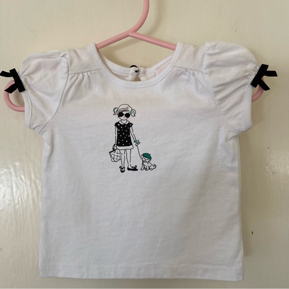 Girl’s t-shirt with front decoration